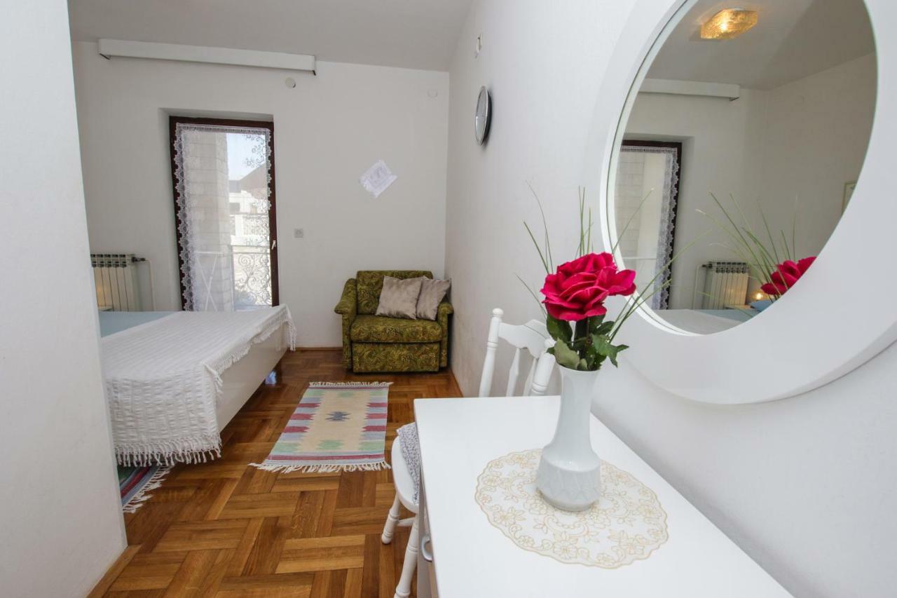 Apartmani Janja Porec Exterior photo